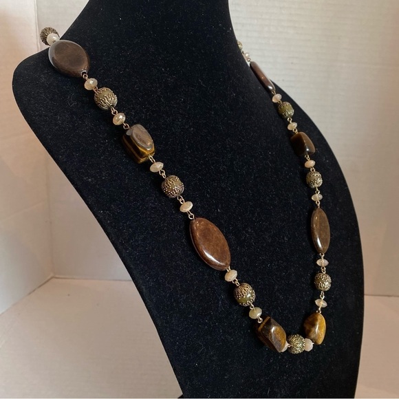 Avon Long Brown Necklace with Tiger's Eye Accents - Picture 4 of 15